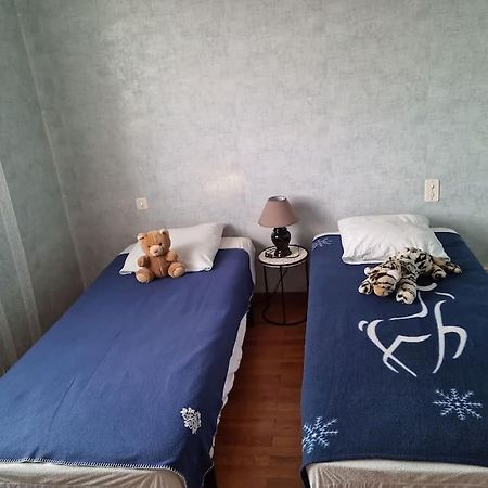 Agreable Maison Au Coeur De St Hilaire 圣伊莱尔·德列 外观 照片